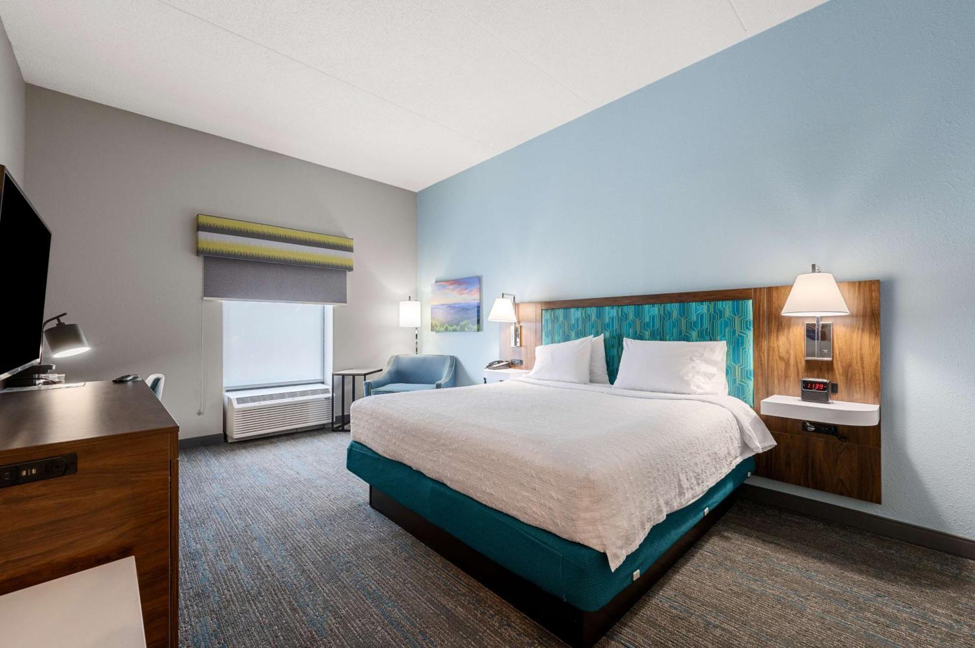 Hampton Inn Фронт-Ройал Экстерьер фото